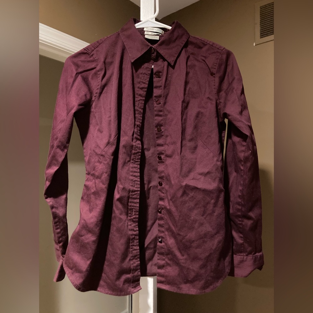Van Heusen Studio Stretch Shirt in Deep Burgundy